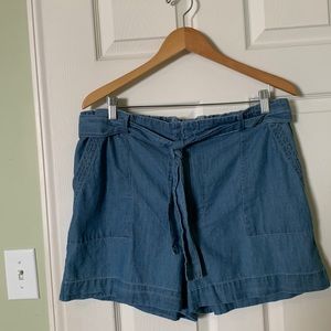 Kut From the Kloth chambray shorts NWT